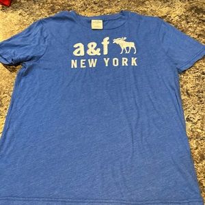 Boy’s Abercrombie t-shirt size large 14